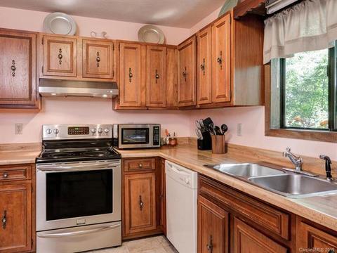 6 Crestbrook Dr, Arden, NC 28704 photo 10