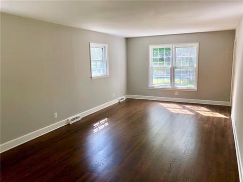 6401 Idlebrook Dr, Charlotte, NC 28212 photo 22