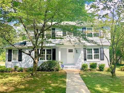 6401 Idlebrook Dr, Charlotte, NC 28212 photo 1