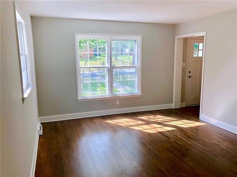 6401 Idlebrook Dr, Charlotte, NC 28212 photo 20
