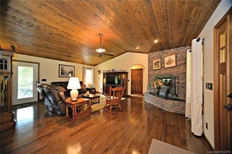 245 Beckys Ln, Mill Spring, NC 28756 photo 2