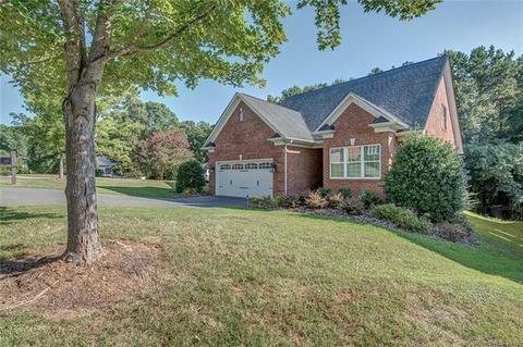 5434 Old Course Dr, Cramerton, NC 28032 photo 2