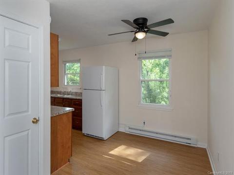 94 Loeb Dr, Brevard, NC 28712 photo 3