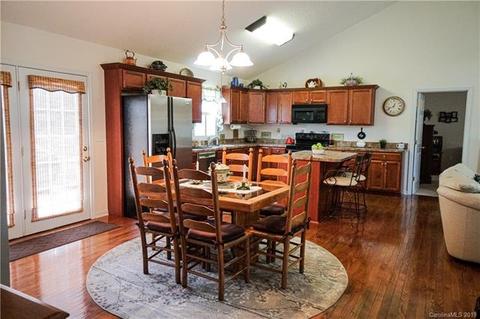 2261 Burris Rd, Conover, NC 28613 photo 5