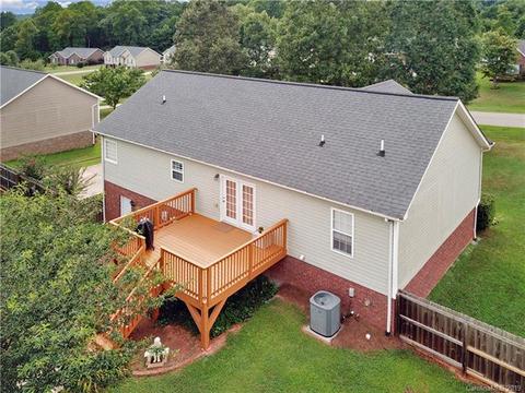 2261 Burris Rd, Conover, NC 28613 photo 3