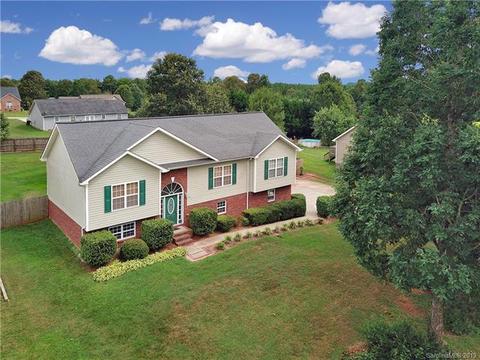 2261 Burris Rd, Conover, NC 28613 photo 2