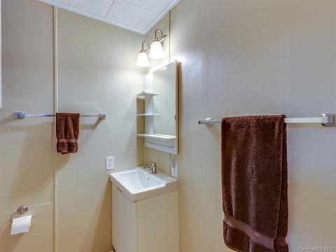 100 Thomas St, Brevard, NC 28712 photo 25