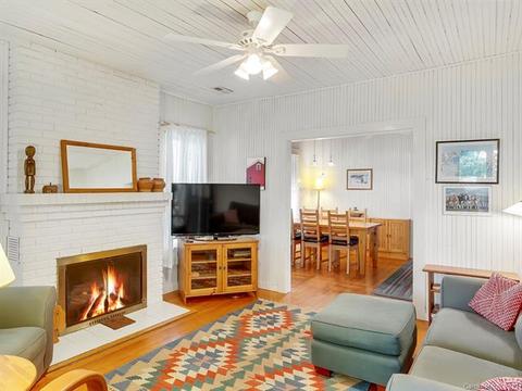 100 Thomas St, Brevard, NC 28712 photo 5