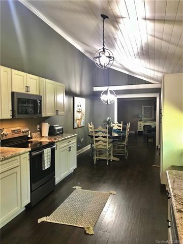 114 Riverview Rd, Tryon, NC 28782 photo 9