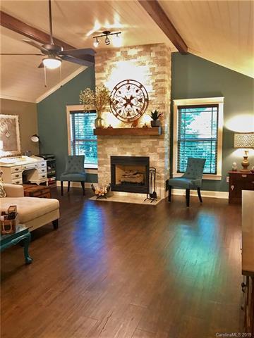 114 Riverview Rd, Tryon, NC 28782 photo 3
