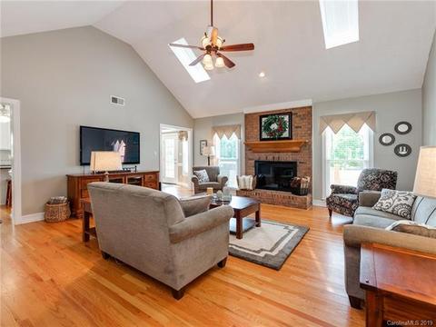 3091 Stoneybrook Dr, Fort Mill, SC 29708 photo 8