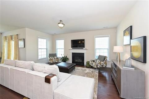 18805 Avery Park Dr, Cornelius, NC 28031 photo 7