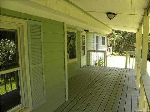 35 Munich Ln, Clyde, NC 28721 photo 4