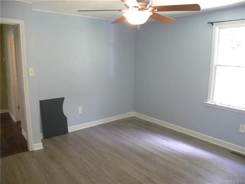 35 Munich Ln, Clyde, NC 28721 photo 16