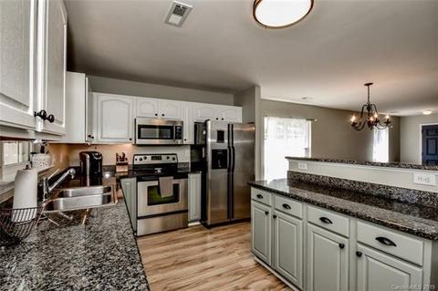 15342 Crossing Gate Dr, Cornelius, NC 28031 photo 7