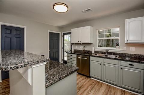 15342 Crossing Gate Dr, Cornelius, NC 28031 photo 6