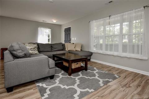 15342 Crossing Gate Dr, Cornelius, NC 28031 photo 4