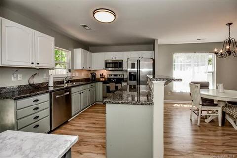 15342 Crossing Gate Dr, Cornelius, NC 28031 photo 8
