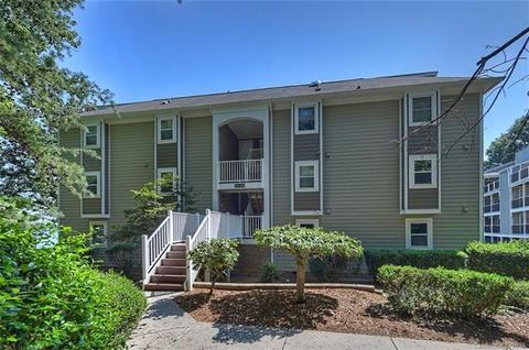 20347 Harborgate Ct UNIT 104, Cornelius, NC 28031 photo 3