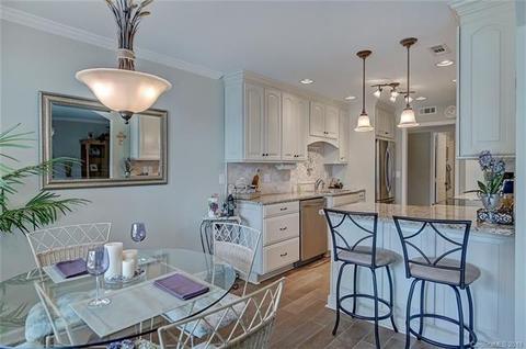 20347 Harborgate Ct UNIT 104, Cornelius, NC 28031 photo 11