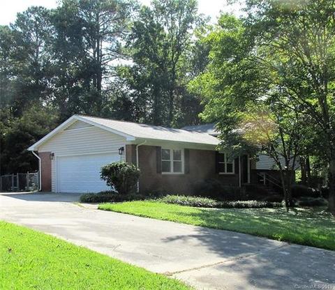 1734 Windsor Dr, Lancaster, SC 29720 photo 4