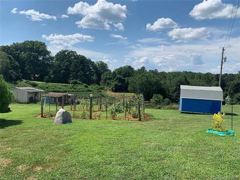 160 Greystone Rd, Davidson, NC 28036 photo 3