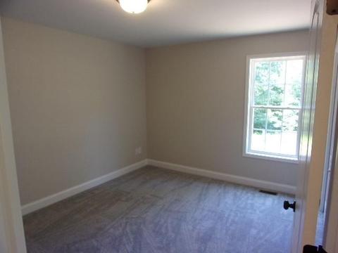 992 Maple Glen Dr, Conover, NC 28613 photo 17