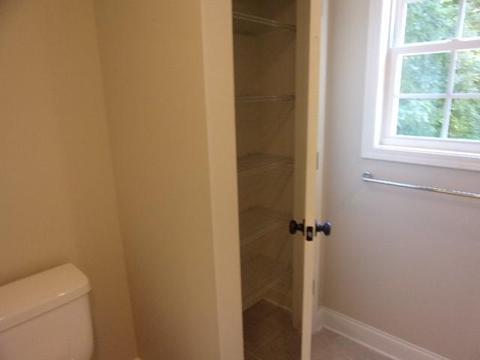 992 Maple Glen Dr, Conover, NC 28613 photo 11