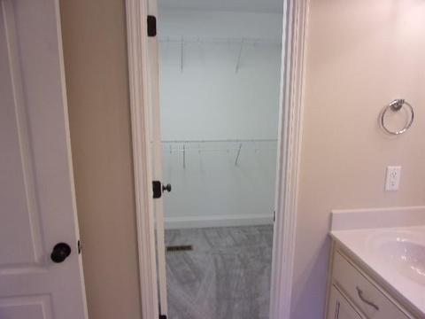 992 Maple Glen Dr, Conover, NC 28613 photo 14