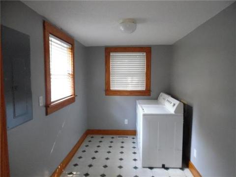 515 E 16th St, Newton, NC 28658 photo 6