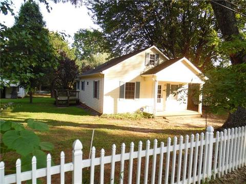 515 E 16th St, Newton, NC 28658 photo 1