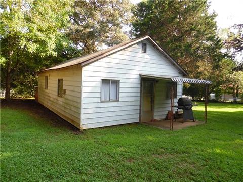 515 E 16th St, Newton, NC 28658 photo 4
