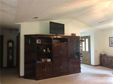 1283 Silverbrook Dr, Morganton, NC 28655 photo 5