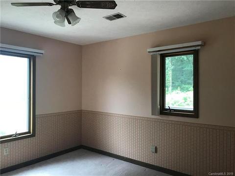 1283 Silverbrook Dr, Morganton, NC 28655 photo 6