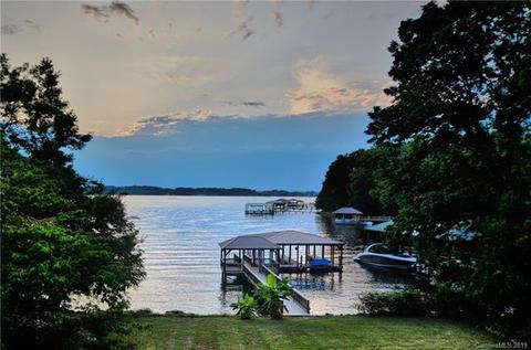 15705 Jetton Rd, Cornelius, NC 28031 photo 1