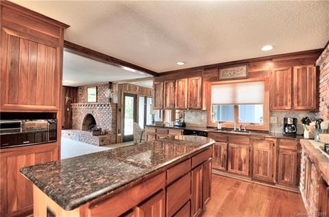 15705 Jetton Rd, Cornelius, NC 28031 photo 12