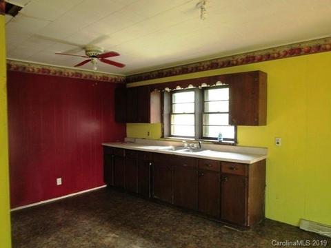 980 Ridge Rd, Spruce Pine, NC 28777 photo 11