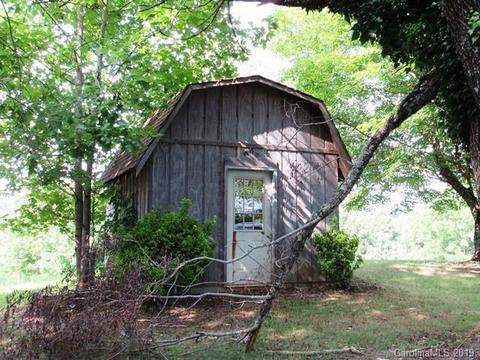 980 Ridge Rd, Spruce Pine, NC 28777 photo 8