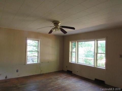 980 Ridge Rd, Spruce Pine, NC 28777 photo 9