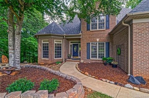 1323 Forest Bluff Dr, Midland, NC 28107 photo 2