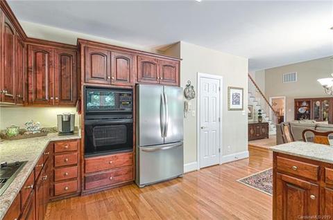 1323 Forest Bluff Dr, Midland, NC 28107 photo 13