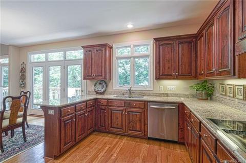 1323 Forest Bluff Dr, Midland, NC 28107 photo 12