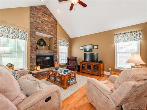 1001 Creekwalk Dr, Stanley, NC 28164 photo 17