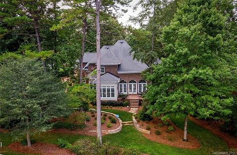 19833 River Falls Dr, Davidson, NC 28036 photo 10