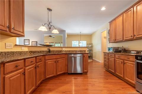 319 Lorraine Rd, Fort Mill, SC 29708 photo 7