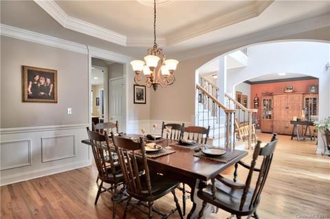 10229 Treetop Ln, Cornelius, NC 28031 photo 9