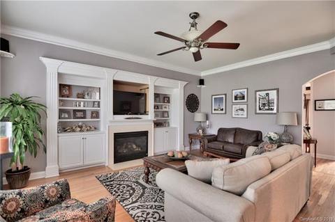10229 Treetop Ln, Cornelius, NC 28031 photo 16