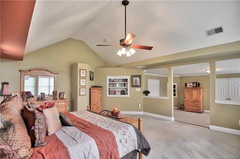10229 Treetop Ln, Cornelius, NC 28031 photo 24