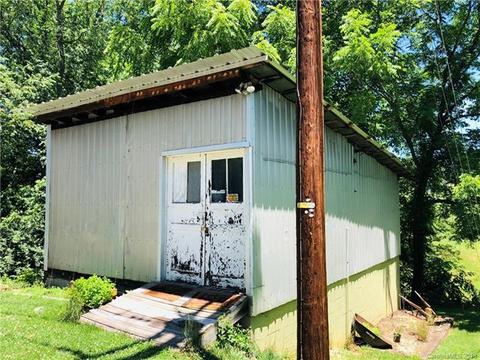 87 Cresent Loop, Canton, NC 28716 photo 26