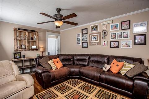 804 2nd Ave, Conover, NC 28613 photo 3